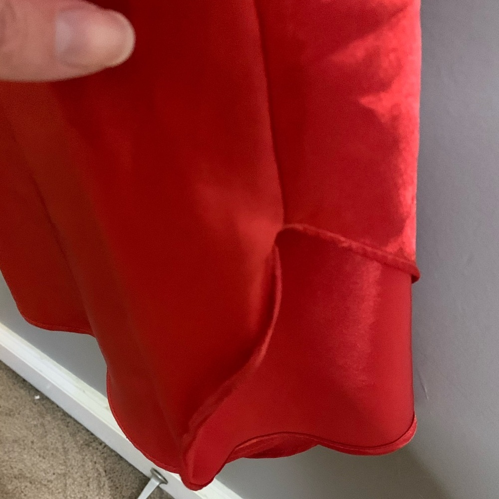 Secret Treasures Red Nightie - Picture 5 of 7